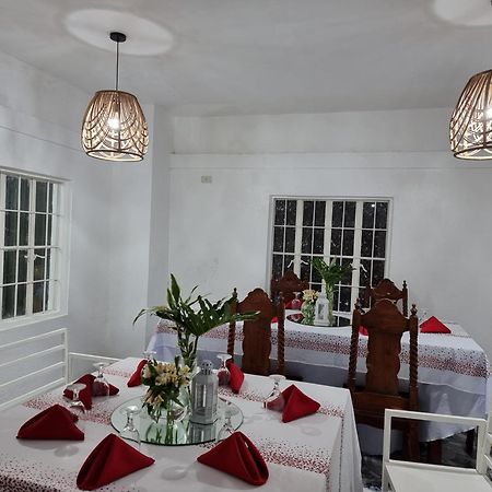 Country Home In Silang Tagaytay Exterior photo