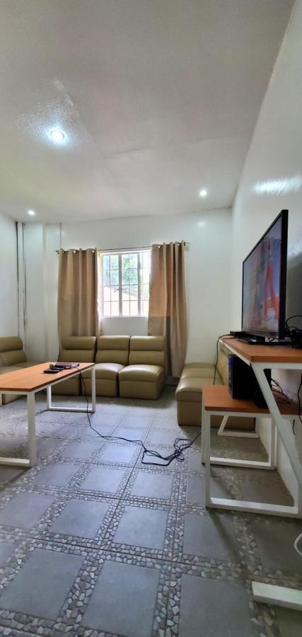 Country Home In Silang Tagaytay Exterior photo